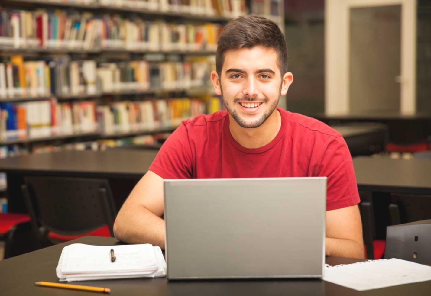 Kontaktieren Sie Idreaxylos für Ihre Entwicklung